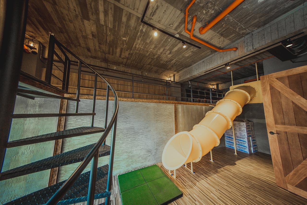 Ferienwohnung Pier 2 Kaohsiung Exterior foto